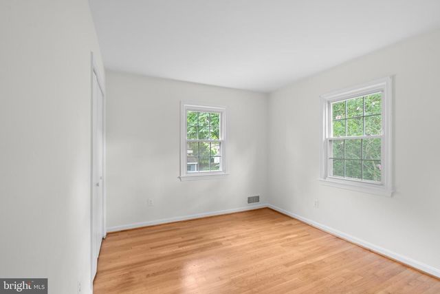 1212 CROTON DR, Alexandria, VA 22308