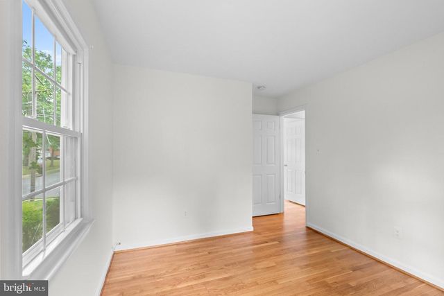1212 CROTON DR, Alexandria, VA 22308