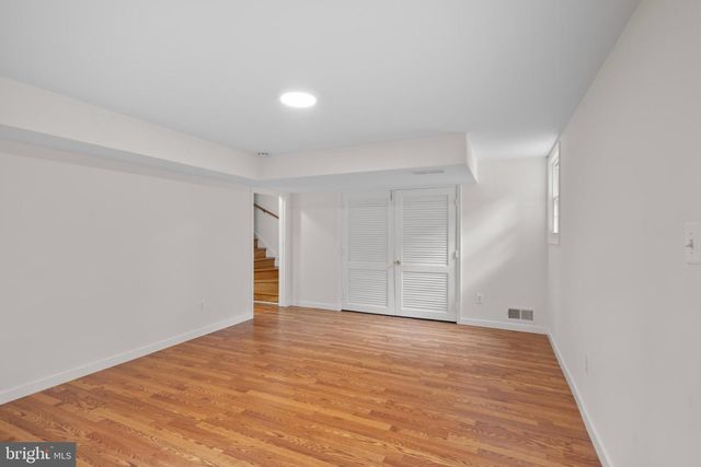 1212 CROTON DR, Alexandria, VA 22308
