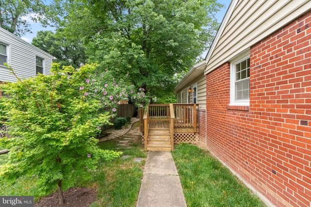 1212 CROTON DR, Alexandria, VA 22308