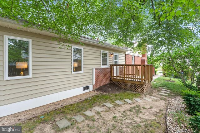 1212 CROTON DR, Alexandria, VA 22308