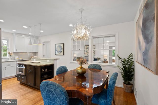 1212 CROTON DR, Alexandria, VA 22308