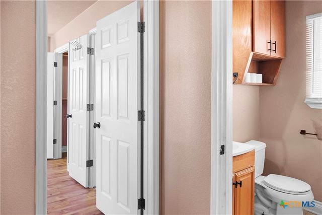 3300 Lake Inks Avenue, Killeen, TX 76543