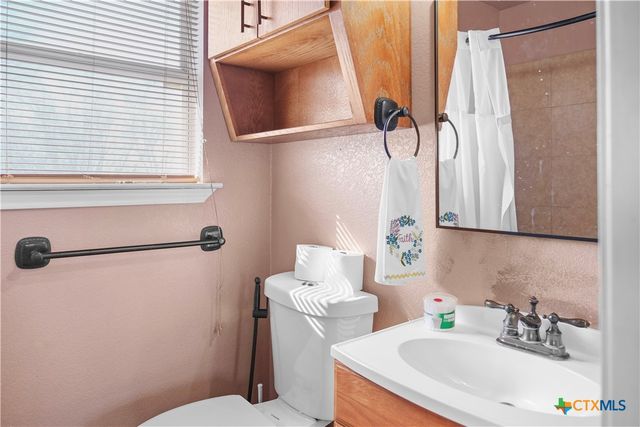 3300 Lake Inks Avenue, Killeen, TX 76543