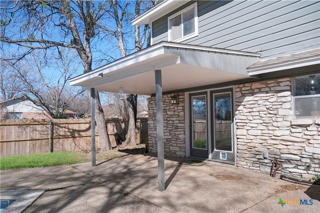 3300 Lake Inks Avenue, Killeen, TX 76543