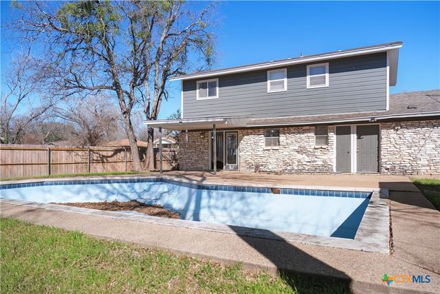 3300 Lake Inks Avenue, Killeen, TX 76543