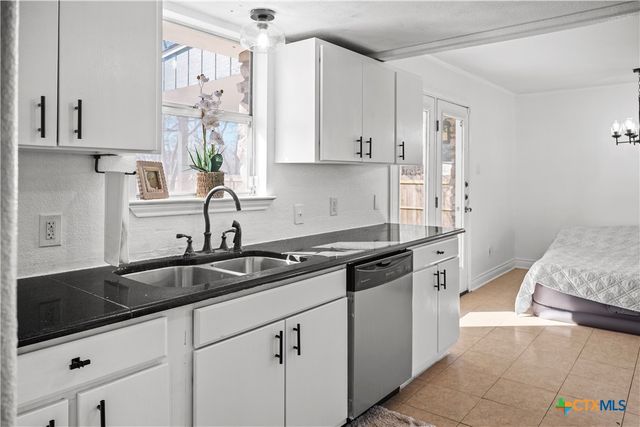 3300 Lake Inks Avenue, Killeen, TX 76543