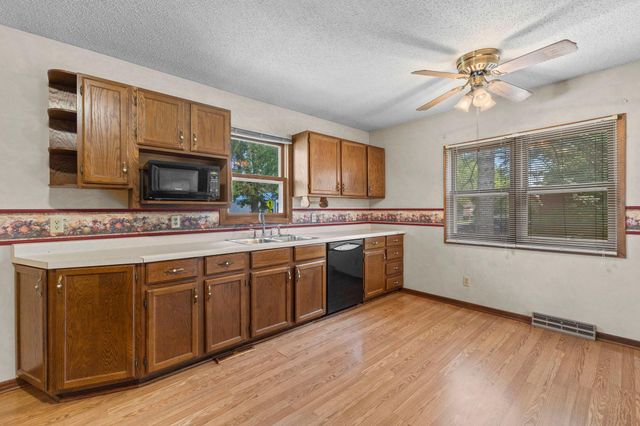 100 Heritage Boulevard NW, Isanti, MN 55040