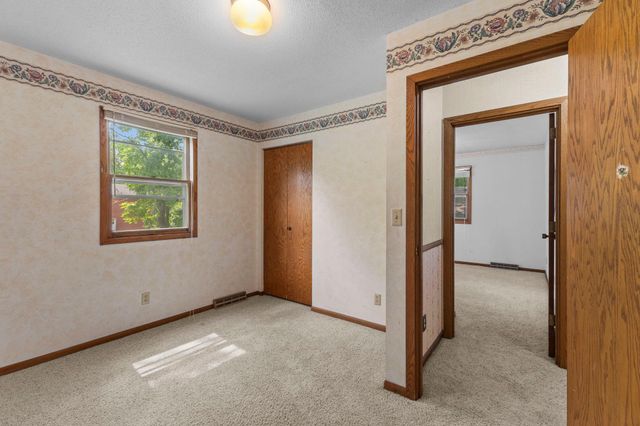 100 Heritage Boulevard NW, Isanti, MN 55040