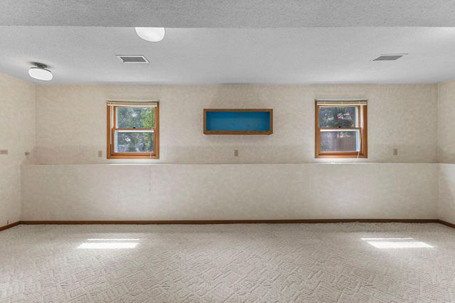100 Heritage Boulevard NW, Isanti, MN 55040