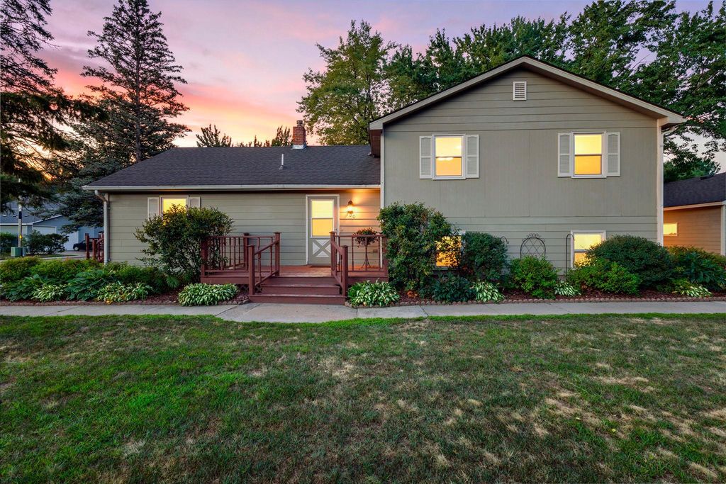 100 Heritage Boulevard NW, Isanti, MN 55040