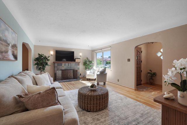 520 Tulane Drive SE, Albuquerque, NM 87106