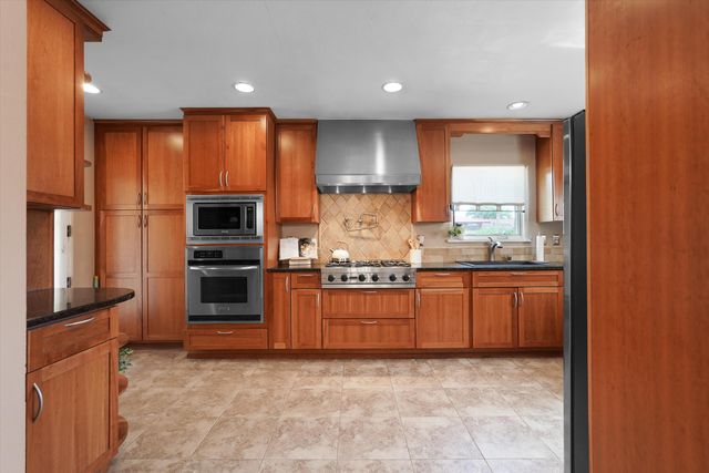 520 Tulane Drive SE, Albuquerque, NM 87106