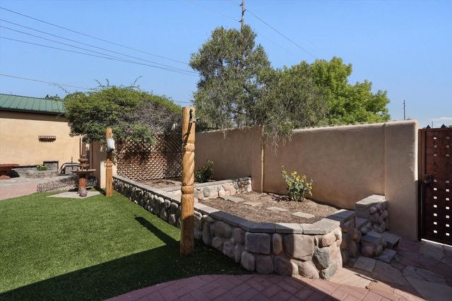 520 Tulane Drive SE, Albuquerque, NM 87106