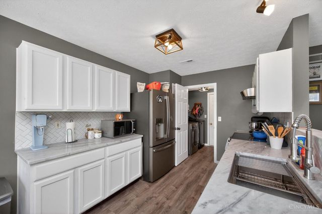 7674 Hyatts Lane, Hamilton Twp, OH 45039