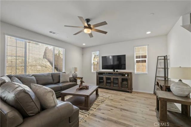 16986 Red Tail Lane, Fontana, CA 92336