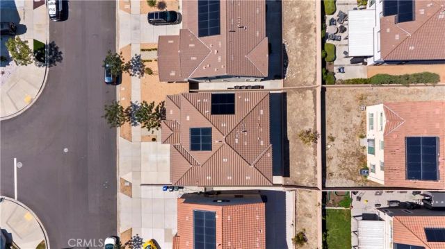 16986 Red Tail Lane, Fontana, CA 92336