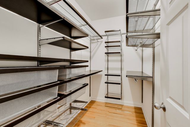 827 W BRADLEY Place 3E, Chicago, IL 60613