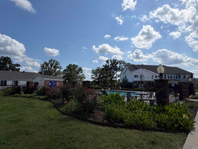 1005 S German Ln Apt 27, Conway, AR 72034