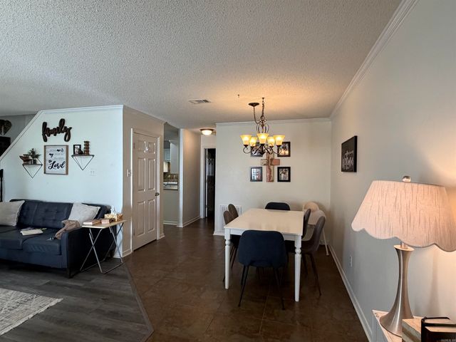 1005 S German Ln Apt 27, Conway, AR 72034