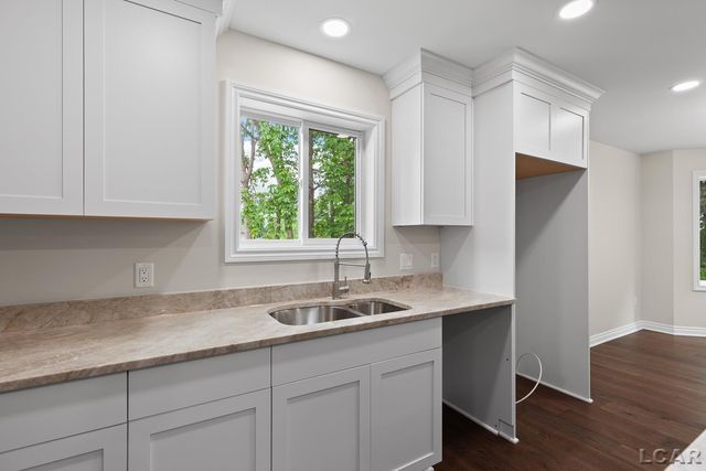 1066 Preservation Drive, Tecumseh, MI 49286