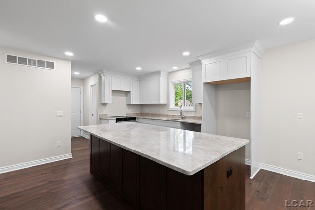 1066 Preservation Drive, Tecumseh, MI 49286