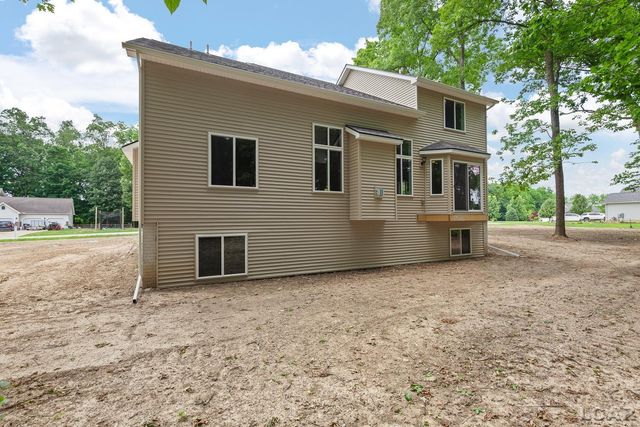 1066 Preservation Drive, Tecumseh, MI 49286