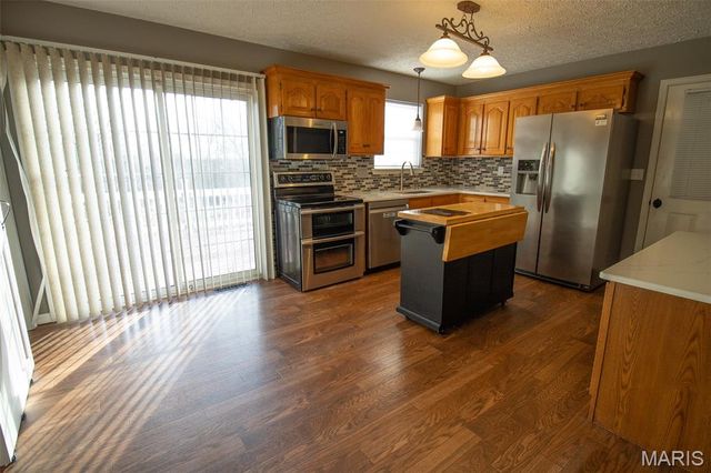 18800 Highway Y, Dixon, MO 65459