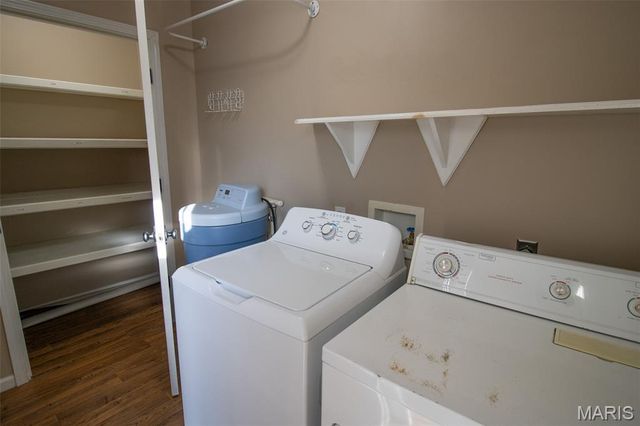 18800 Highway Y, Dixon, MO 65459