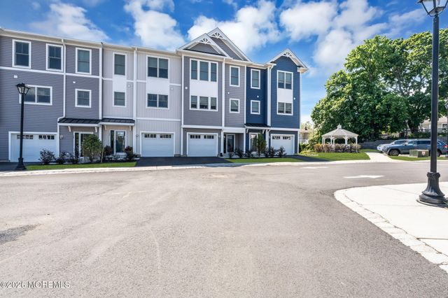 12 Raritan Cove, Keyport, NJ 07735