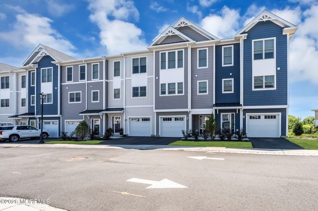 12 Raritan Cove, Keyport, NJ 07735