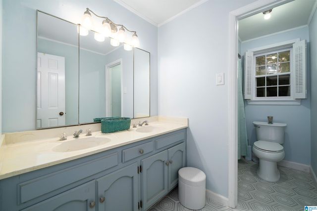 1380 STARCROSS DRIVE, Vestavia Hills, AL 35216