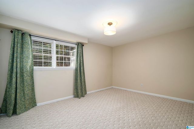 1380 STARCROSS DRIVE, Vestavia Hills, AL 35216