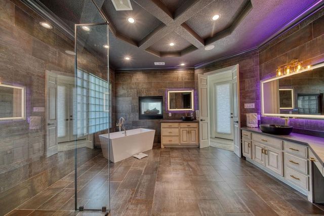 1303 Lakeway Drive, Seabrook, TX 77586