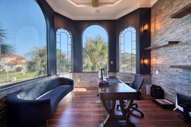 1303 Lakeway Drive, Seabrook, TX 77586