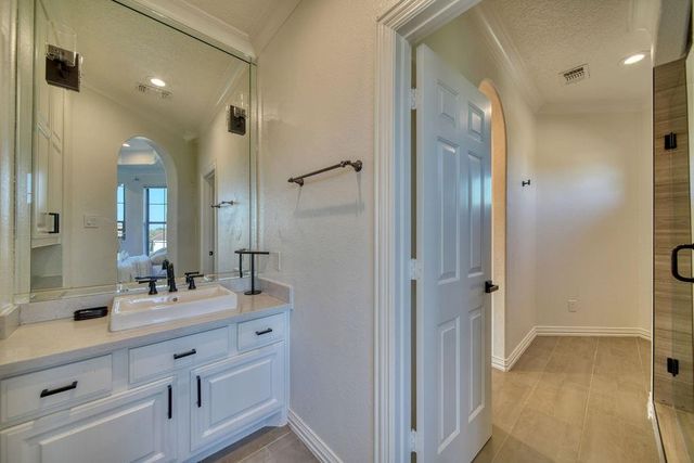 1303 Lakeway Drive, Seabrook, TX 77586