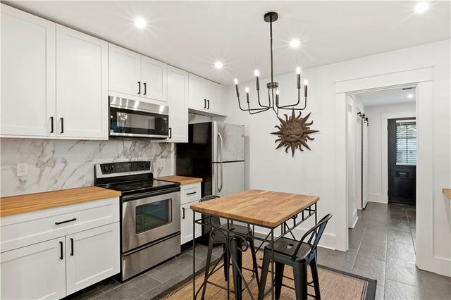 737 Matilda Place NW, Atlanta, GA 30318