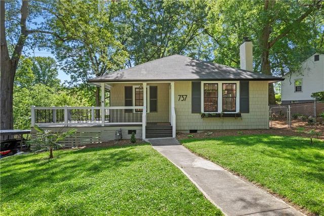 737 Matilda Place NW, Atlanta, GA 30318