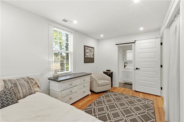 737 Matilda Place NW, Atlanta, GA 30318