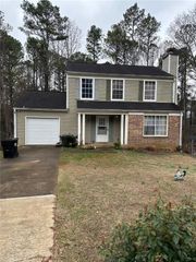 898 Trace NE Circle, Marietta, GA 30066