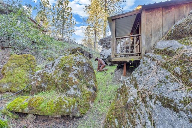 22389 Parrotts Ferry Rd, Sonora, CA 95370