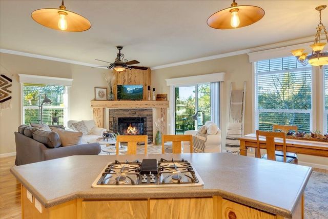 22389 Parrotts Ferry Rd, Sonora, CA 95370