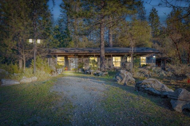 22389 Parrotts Ferry Rd, Sonora, CA 95370