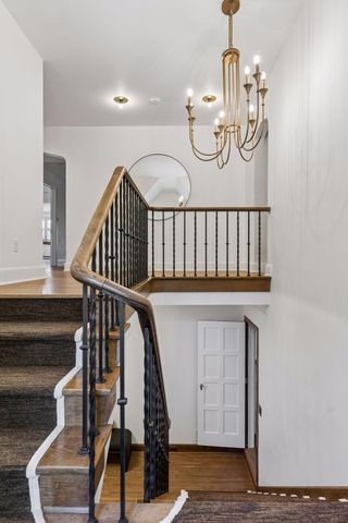 1930 Knox Avenue S, Minneapolis, MN 55403