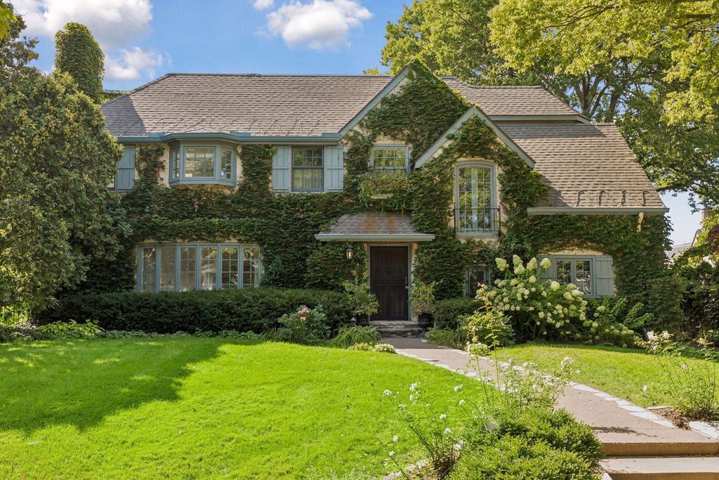 1930 Knox Avenue S, Minneapolis, MN 55403 — exterior