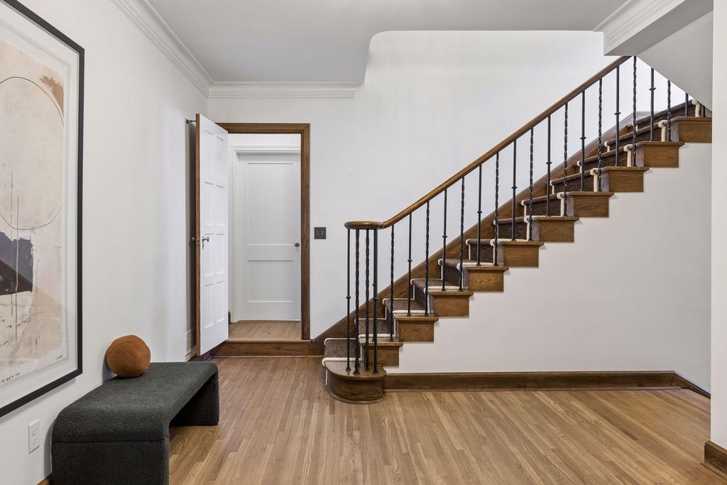 1930 Knox Avenue S, Minneapolis, MN 55403 — photo 3