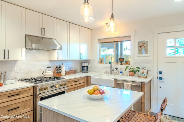 517 W Summit AVE, Coeur D'alene, ID 83814