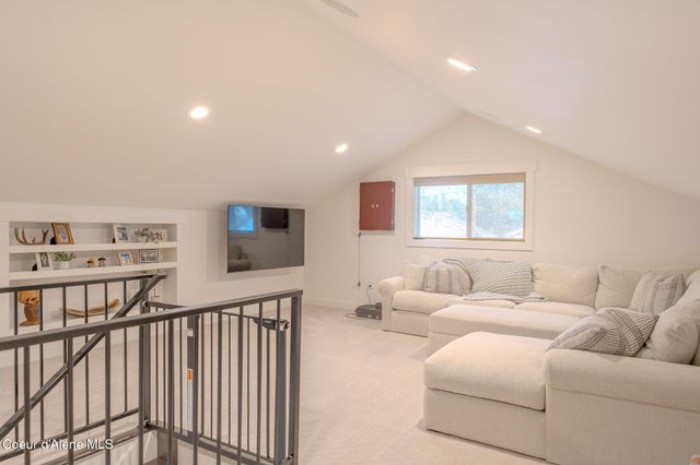 517 W Summit AVE, Coeur D'alene, ID 83814