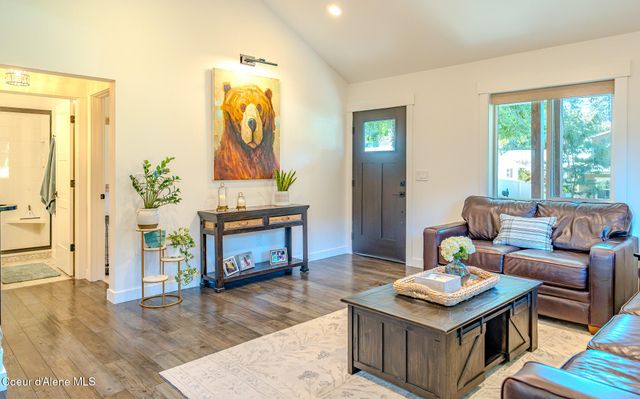 517 W Summit AVE, Coeur D'alene, ID 83814