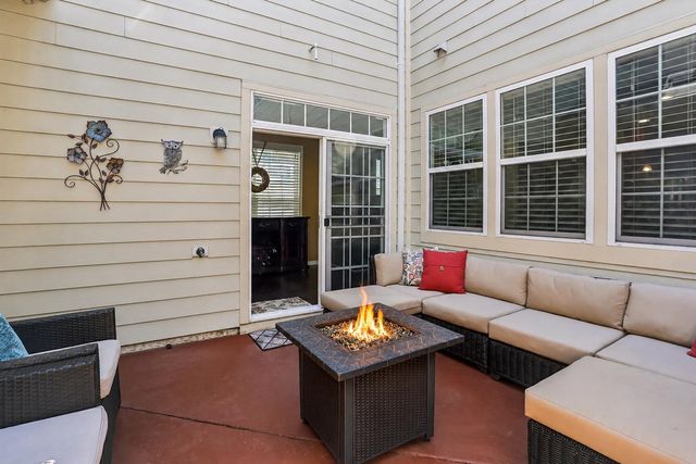19446 COPPERMINE SQ, Leesburg, VA 20176